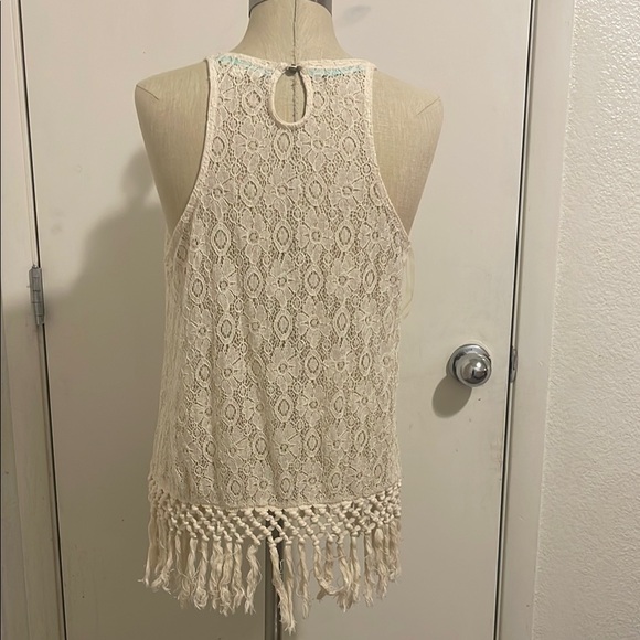 Taylor & Sage Cream Lace Top - Picture 3 of 5